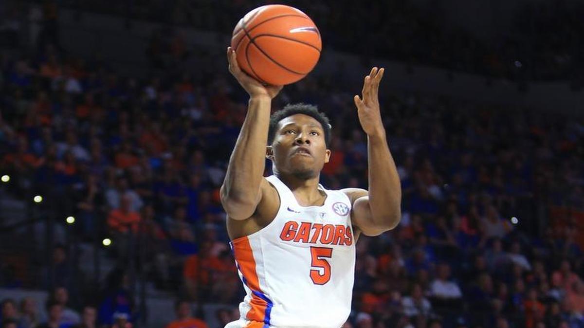 Florida's KeVaughn Allen shoots against South Carolina during the first half of an NCAA college basketball game Tues., Feb. 21, 2017, in Gainesville, Fla.