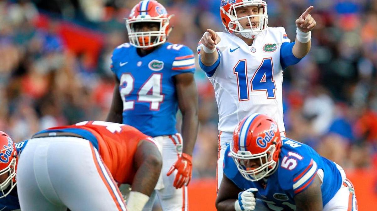 In this April 8, 2016, file photo, Florida quarterback Luke Del Rio points out defenders during the Orange and Blue Debut Spring Game at Ben Hill Griffin Stadium, in Gainesville.