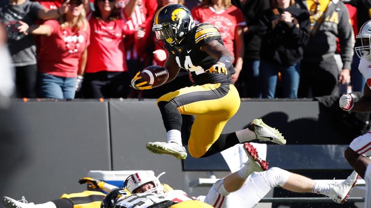 Iowa cornerback Desmond King is a repeat All-American who won the Jim Thorpe Award last season. Now, in the final game of his collegiate career, King plans to shut down Florida’s hit-and-miss offense.