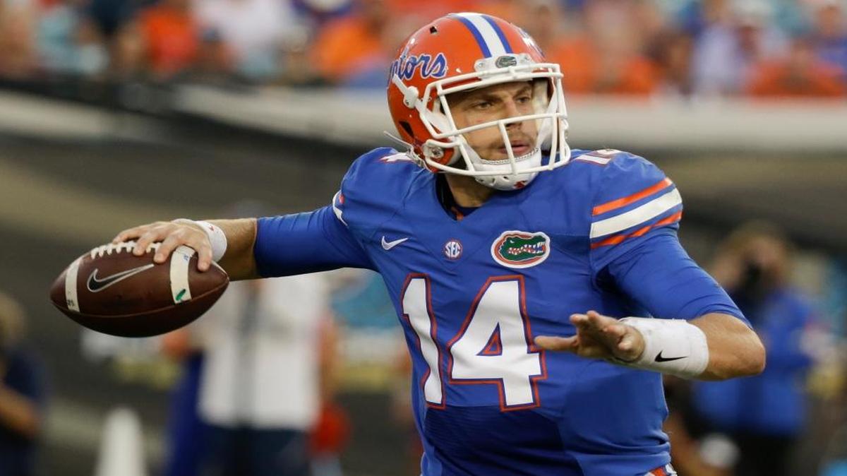 Injured Florida quarterback Luke Del Rio could be done for the season after throwing for 1,358 yards eight touchdowns and eight interceptions.