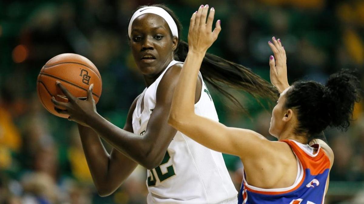 Baylor center Beatrice Mompremier moves to the basket for a shot against Texas-Arlington’s LaShanda Green in the second half Friday, Nov. 13, 2015, in Waco, Texas.