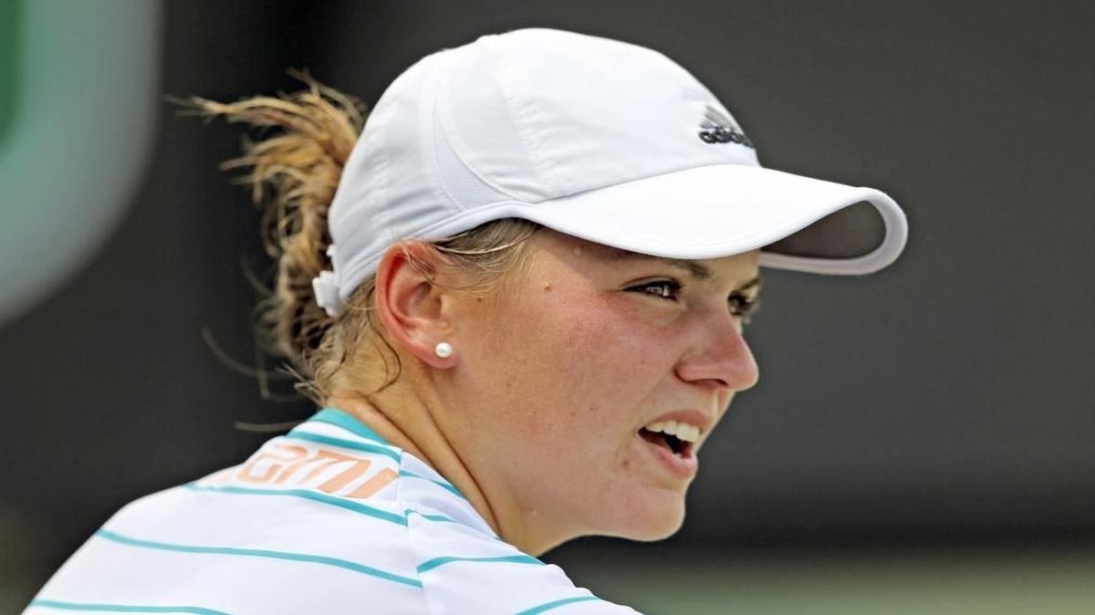 The University of Miami’s Sinead Lohan is one of the most talented tennis players in the country. She finished 38-8 as a freshman, reaching the NCAA quarterfinals. She went 40-6 as a sophomore and reached the NCAA semifinals.