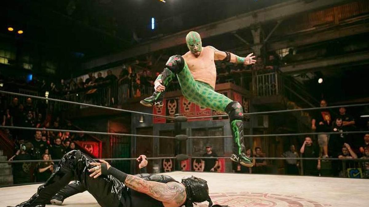 “Lucha Underground” broadcasts its 100th episode at 8 p.m. ET Wednesday, Sept. 13 on El Rey Network. El Dragon Azteca Jr. (in air) faces Pentagon Dark and more.