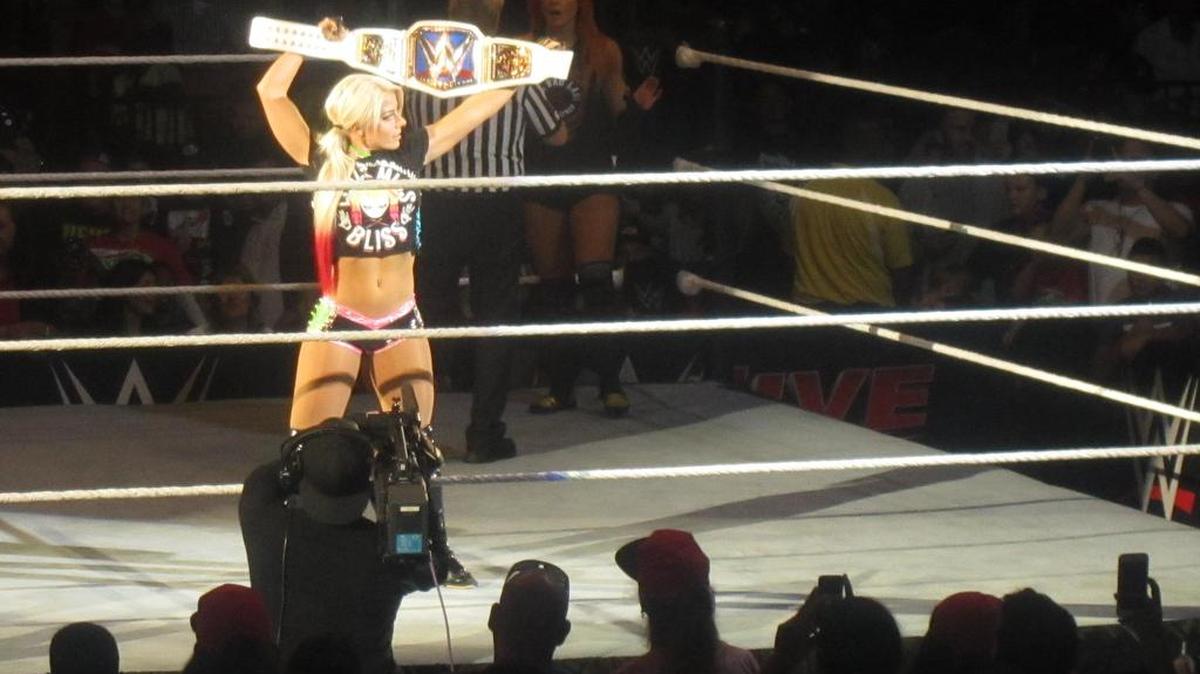 WWE SmackDown women’s champ Alexa Bliss defends her title against the SmackDown Live women’s roster during WrestleMania 33 on Sunday, April 2 on WWE Network from Camping World Stadium (Citrus Bowl) in Orlando.