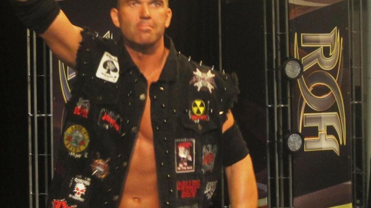 Ring of Honor wrestler the Heavy Metal Rebel Kazarian, who is also the bassist for the rock band Vex Temper, spoke to The Roman Show about wrestling theme songs, his band’s new album ‘Doom Engine,’ Chris Jericho, Christopher Daniels, ROH and more.