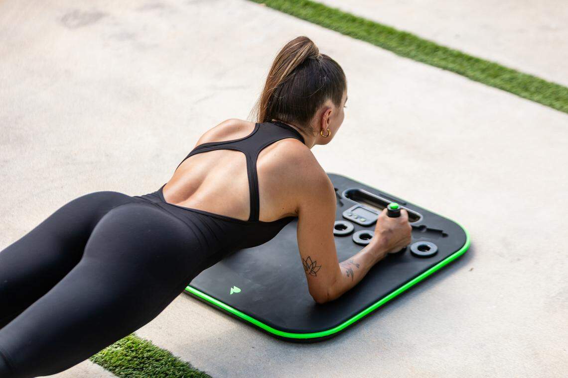 Pure Plank is a planking exercise fitness board designed by WWE alum Edge & Christian to help people plank comfortably and properly.