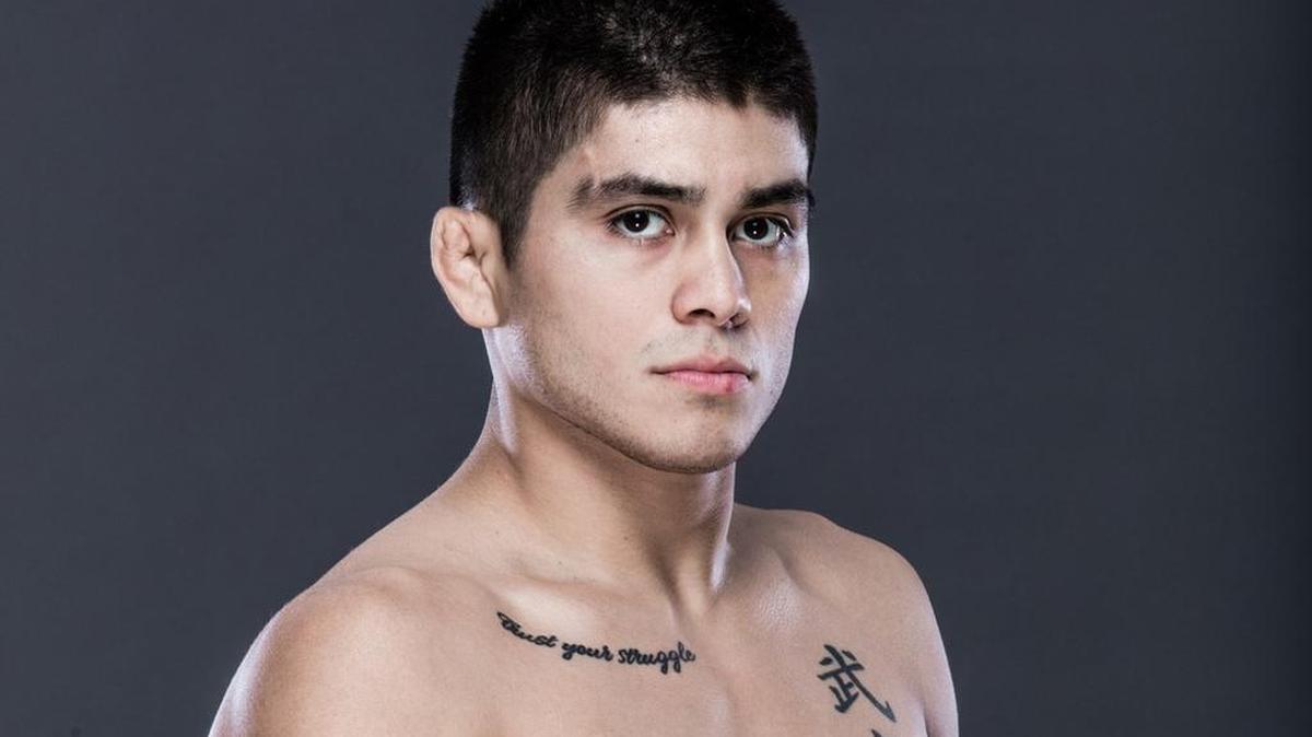Copa Combate MMA fighter John Sexy Mexy Castaneda was interviewed on The Roman Show. Copa Combate -- presented by Combate Americas and Telemundo Deportes on Nov. 11 from Mexico -- will be the first live MMA broadcast on Telemundo.