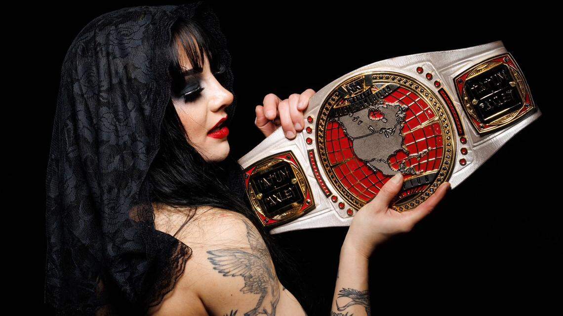 Talking with Miami’s KC Navarro and Dallas’s Tatum Paxley. WWE NXT in Fort Pierce; TNA in Tampa