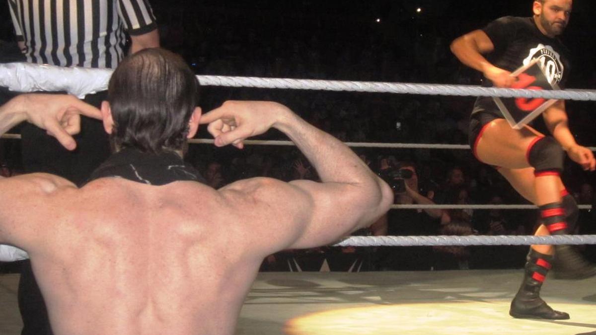 Aiden English and Perfect 10 Tye Dillinger at a WWE SmackDown house show (no TV) at the BB&T Center in Sunrise/Fort Lauderdale. WWE is returning to South Florida with a WWE SmackDown house show as part of its SummerSlam Heatwave Tour on Sunday, Aug. 13 at 5 p.m. at the AmericanAirlines Arena, home of the three-time NBA champion Miami Heat.