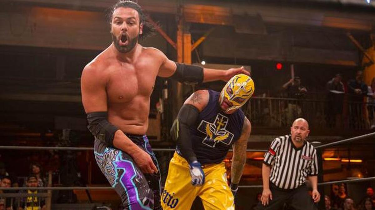 During ‘Lucha Underground’ on Wednesday, July 26 on El Rey Network, Rey Mysterio faces PJ Black to prepare for his title match with Johnny Mundo.