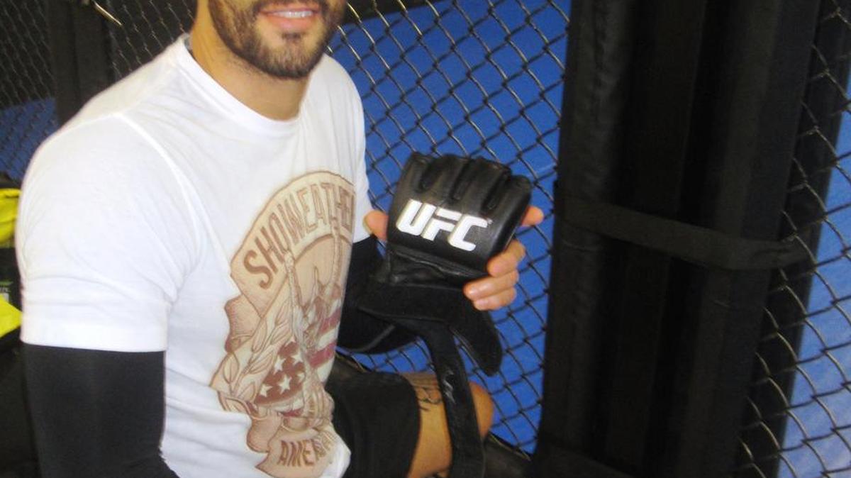 Gente Boa Santiago Ponzinibbio, who trains at American Top Team in (South Florida) Coconut Creek, battles The Crusher Court McGee during the prelims of UFC Fight Night on FOX on Saturday, April 16 from the Amalie Arena in Tampa.