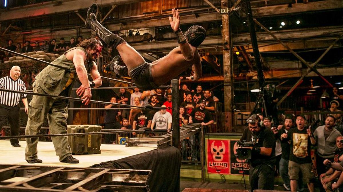 “Lucha Underground” -- El Rey Network’s exhilarating, lucha libre wrestling series from Emmy Award-winning producer Mark Burnett, MGM, Robert Rodriguez and FactoryMade Ventures -- is delivering an all-new, 40-episode, third season, which continues 8 p.m. ET Wednesday, Sept. 14.
