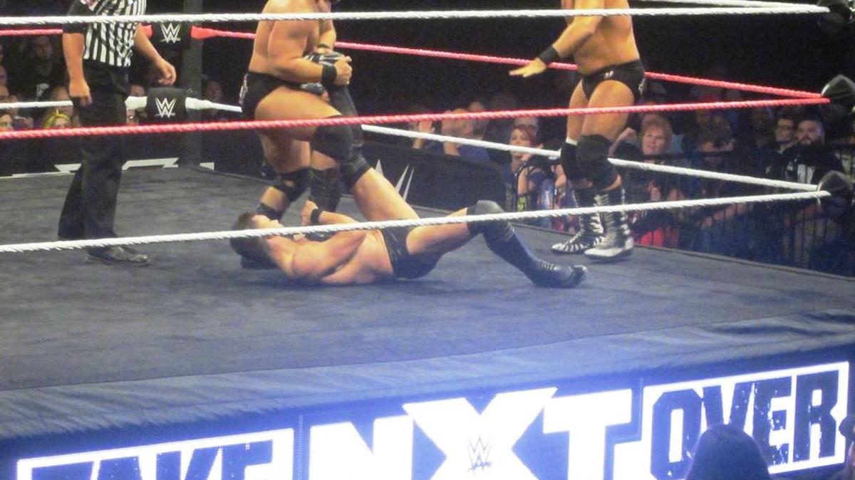 
Dash and Dawson double team WWE NXT champ Finn Balor in the semifinals of the Dusty Rhodes Tag Team Classic during NXT TakeOver: Respect on Wednesday, Oct. 7. The action-packed show was broadcast live on WWE Network from Full Sail Live at Full Sail University in Winter Park, near Orlando. Your referee is Drake Wuertz.
