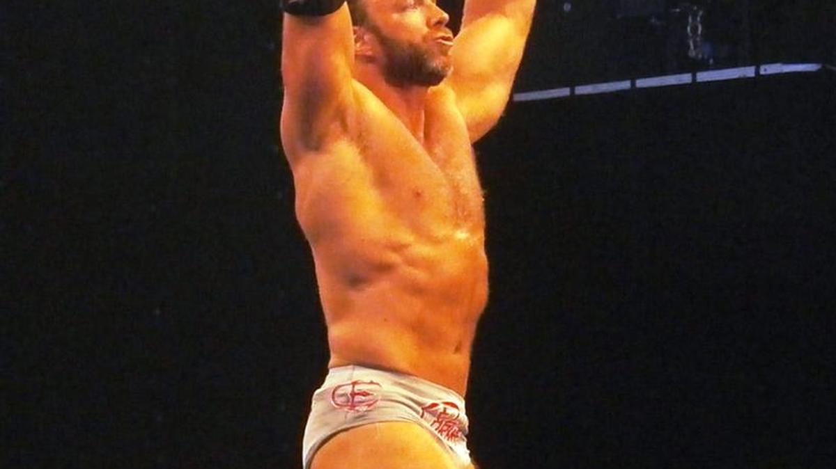 Meet Impact Wrestling Champ Eli Drake (pictured) and Bobby Lashley on Friday, Oct. 20, starting at 3 p.m. ET at Crust & Crate at 105-325 Marche Way in the Lansdowne Park area of Ottawa, Ontario, Canada.