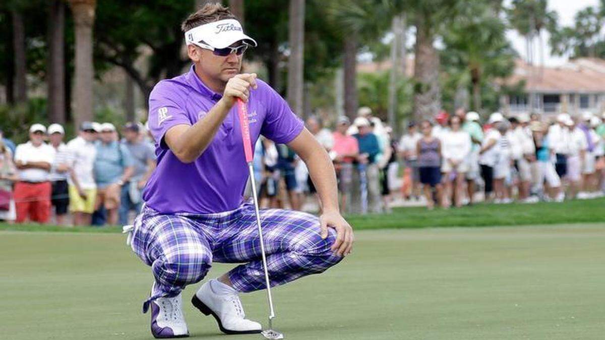 
Ian Poulter had the lead alone at 9-under-par early in the final round but stumbled with a double bogey on No. 5 and a bogey on No. 6. He made birdie on No. 7 to share the lead with Paul Casey.

