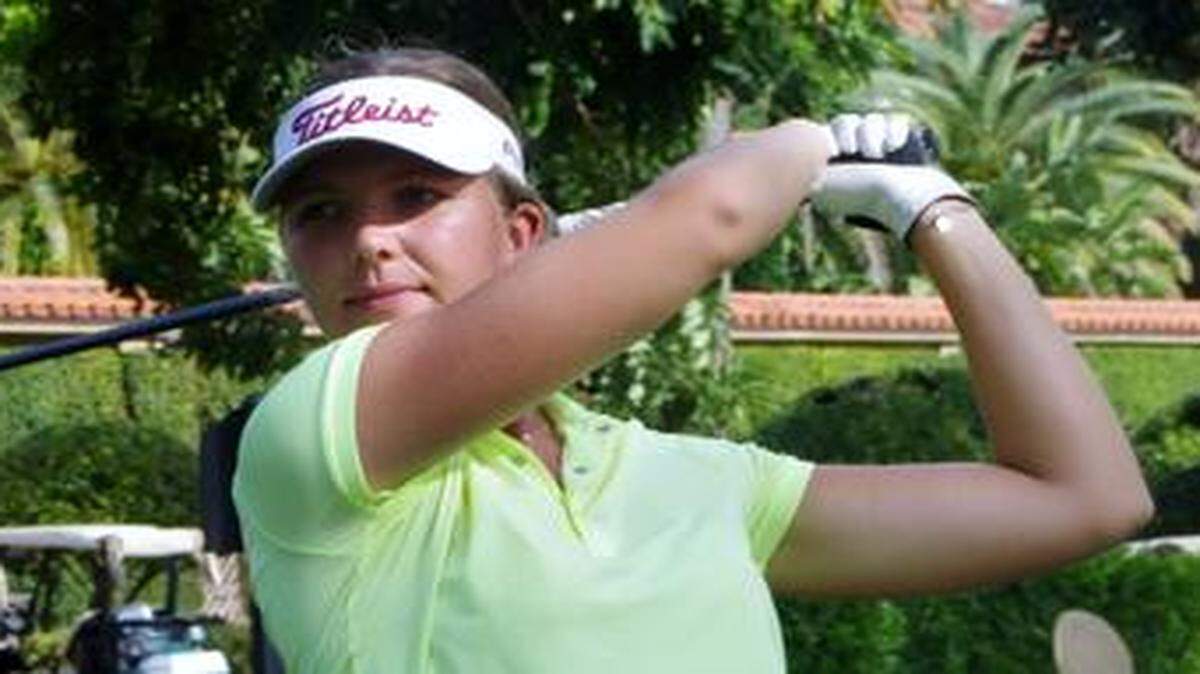 Linnea Strom of Sweden shot a 4-under-par 67 at the Biltmore Golf Course on Saturday for a one-shot lead in the girls’ division of the Orange Bowl International Golf Championship.