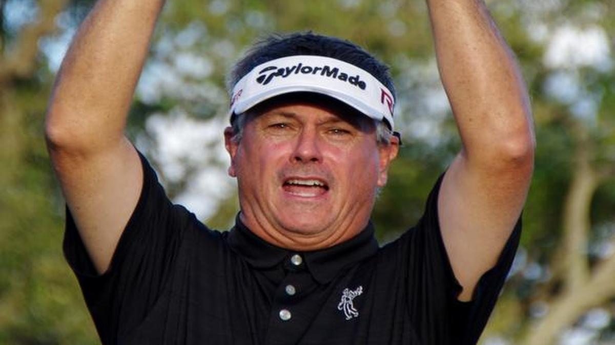 Paul Goydos will try to raise the Allianz trophy for the second year in a row, with the tournament starting Friday in Boca Raton.