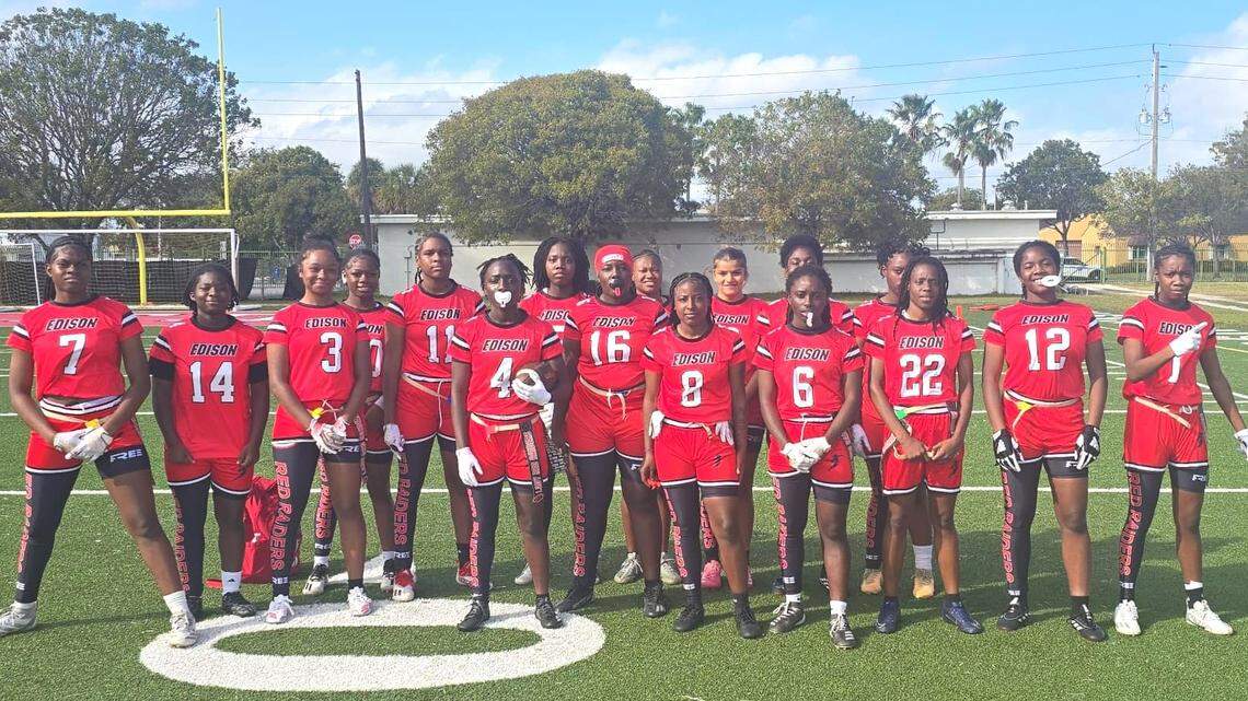 Edison beats Palmetto in flag football. Plus Cooper City and Gulliver water polo and more sports