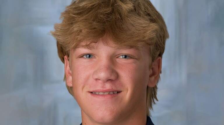 St. Thomas Aquinas golfer wins invitational. Doral volleyball, Westminster football and more