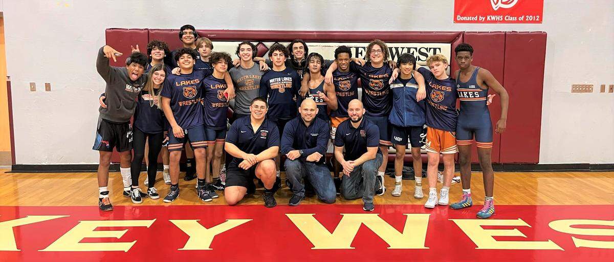 The Mater Lakes Academy wrestling team.