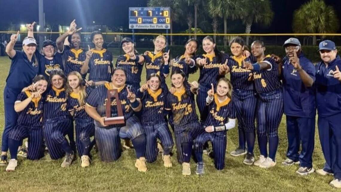 Palmer Trinity softball wins districts. Plus more softball, region volleyball, basketball