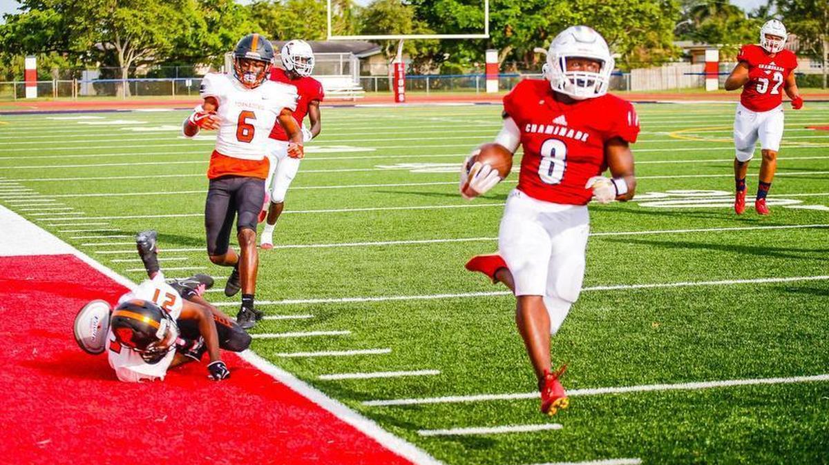 Chaminade running back Shaun Shivers runs down the sideline before making a touchdown during a 35-20 win over Booker T. Washington at Chaminade-Madonna College Preparatory School in Hollywood, Fla. on Oct. 13, 2017.