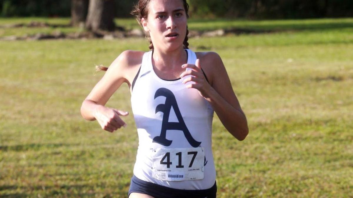 St. Thomas Aquinas cross-country standout Alexa Cruz.