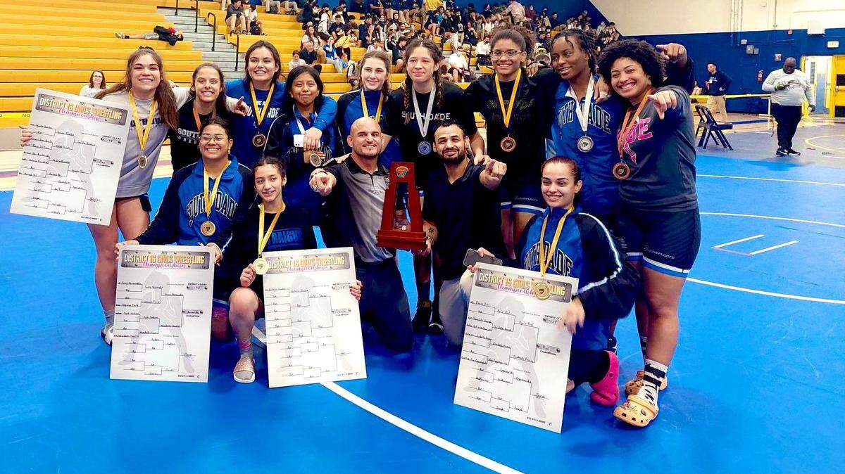 The South Dade girls’ wrestling team won a district title at the first FHSAA sanctioned girls’ district wrestling tournament.