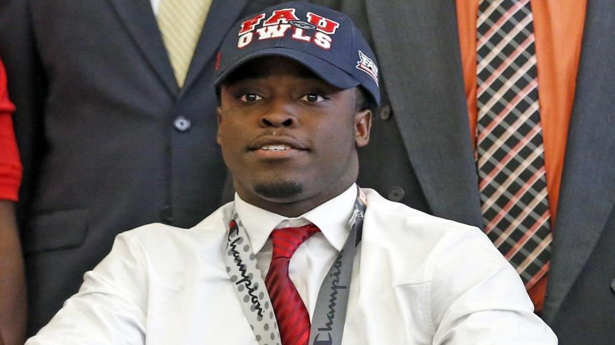 St. Thomas Aquinas’ James Charles commits to FAU on National Signing Day at St. Thomas Aquinas High School in Fort Lauderdale, Florida, February 3, 2016.