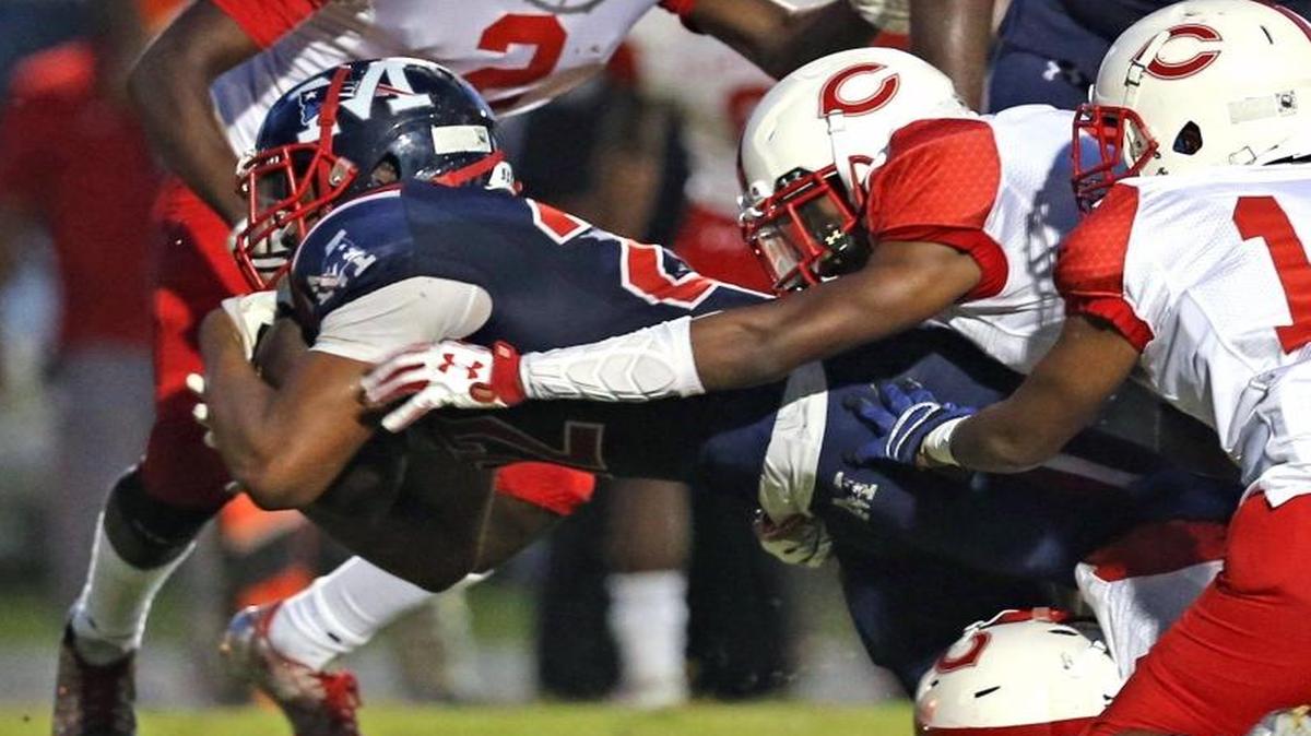 Miramar running back Katravis Geter dives for touchdown on Monday night. He finished with 64 rushing yards.
