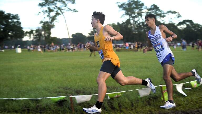 Belen Jesuit cross-country and golf doing well. Plus bowling, swimming, volleyball, more golf