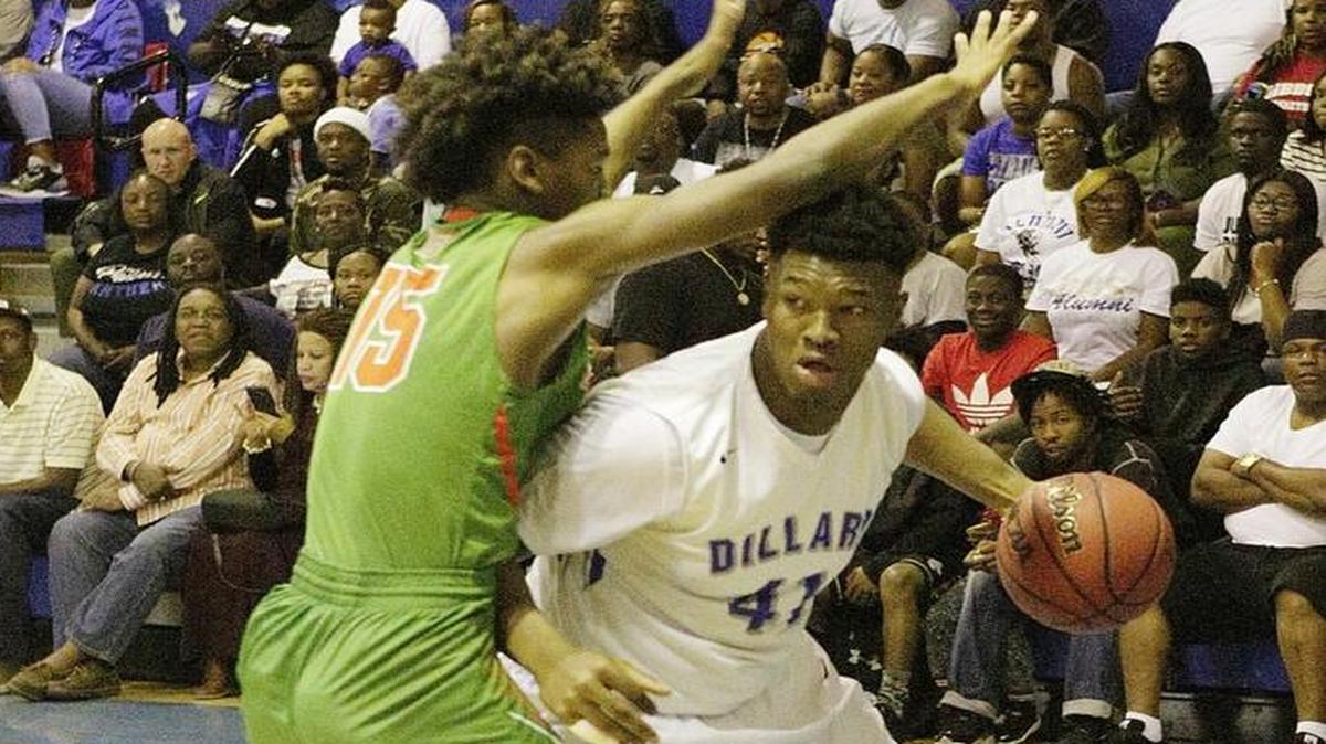 Dillard's Raiquan Gray (41) will try to help the Panthers to repeat as state champions for the first time since they put together a four-year championship run from 2000-2003.