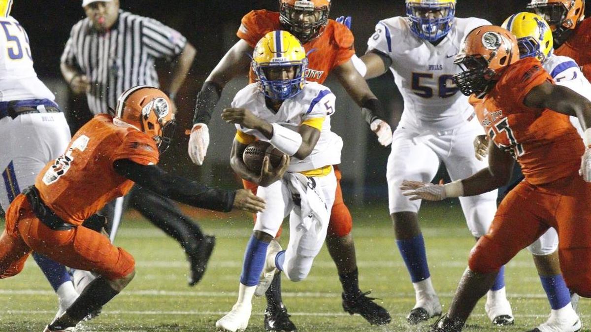 Senior quarterback Chatarius ‘Tutu’ Atwell has been tasked with ending a decade-long drought and bring a state title back to Northwestern.
