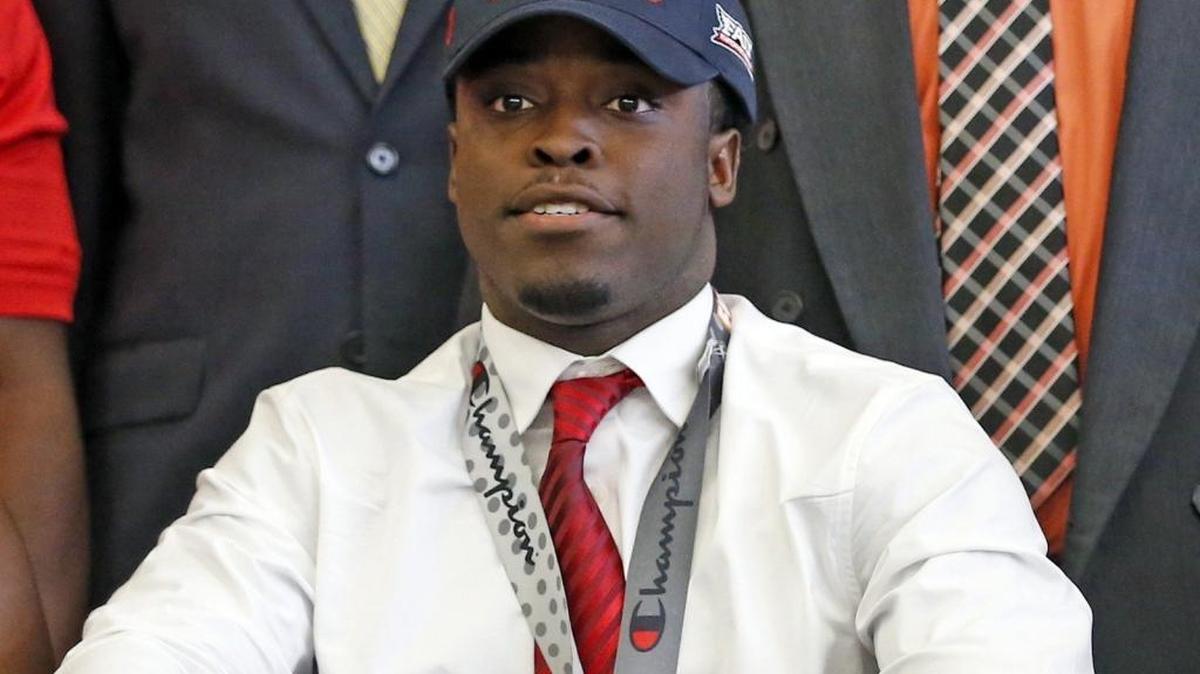 St. Thomas Aquinas’ James Charles commits to FAU on National Signing Day at St. Thomas Aquinas High in Fort Lauderdale on Wednesday, February 3, 2016.
