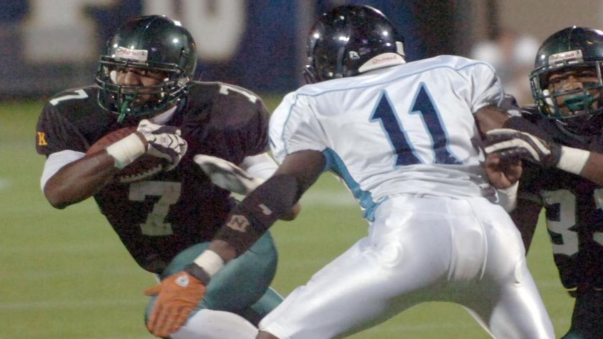 Killian running back Lamar Miller runs for a big gain against rival Miami Palmetto in a football game on Nov. 29, 2008 played at FIU Stadium.