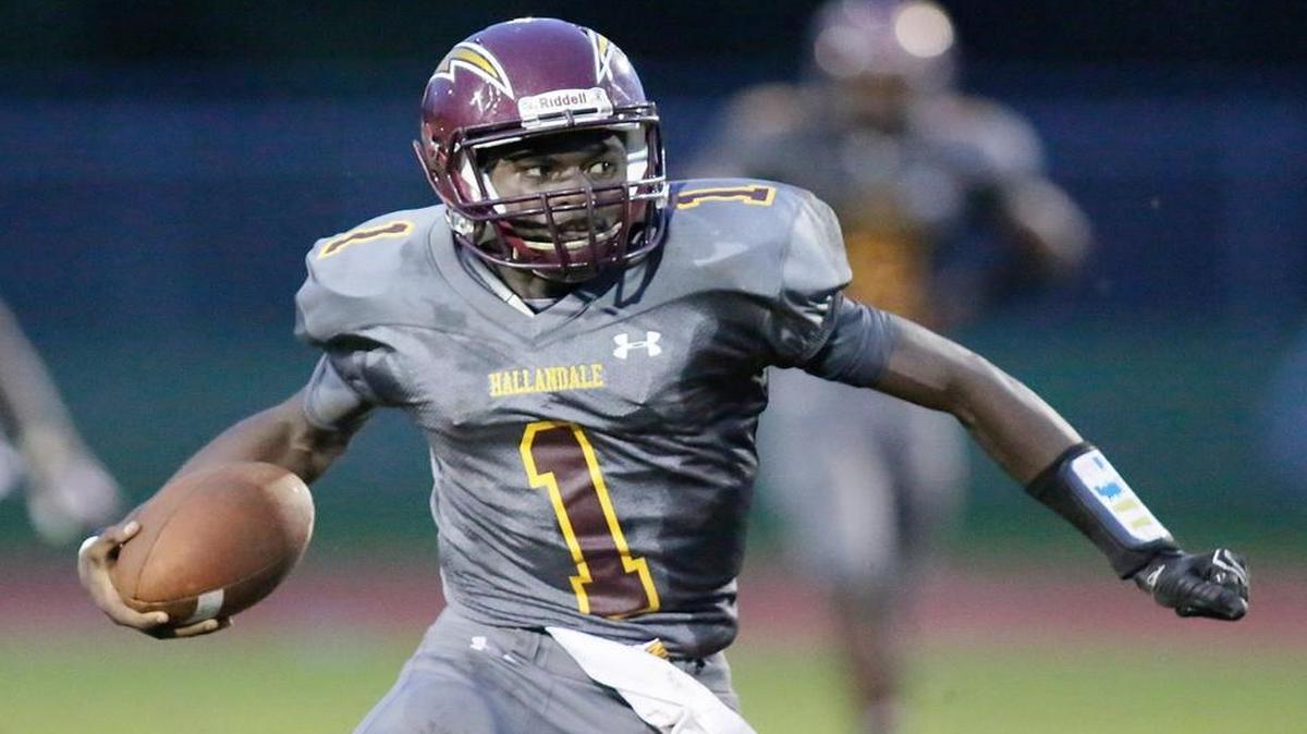 
Hallandale quarterback Ty Huntley has passed for 983 yards and 11 touchdowns in the past two games against St. Thomas and Miami Jackson, and he faces Coconut Creek next.
