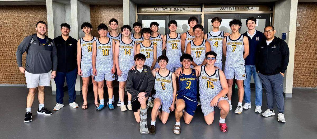 The Belen Jesuit boys’ volleyball team at the Miami Classic at Miami Dade College in Kendall.