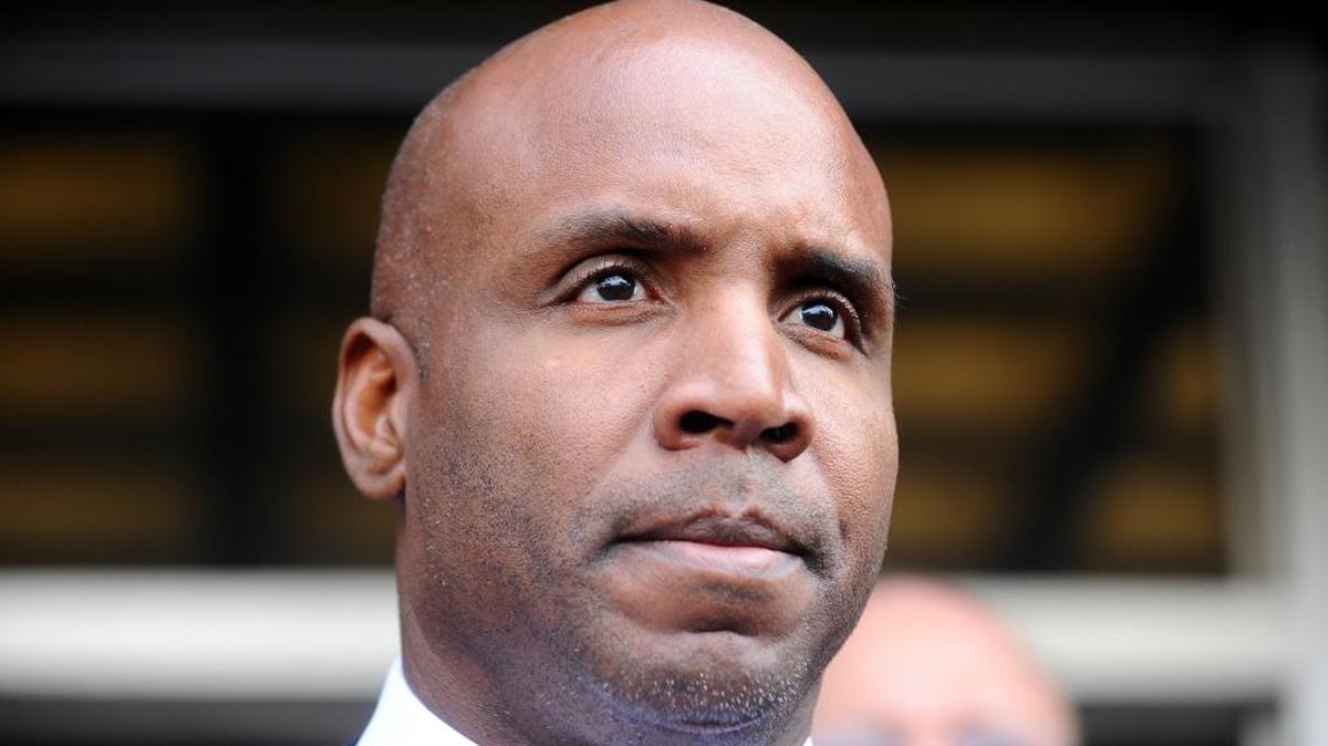 According to a report by USA Today, Barry Bonds, the majors’ all-time home run leader, has tentatively agreed to a deal with the Marlins that would have him working alongside hitting coach Frank Menechino.