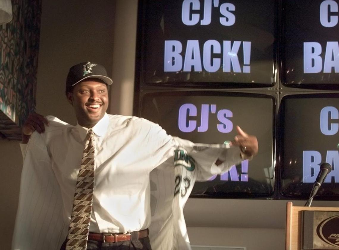 Charles Johnson returns to the Florida Marlins as a free agent on Dec. 18, 2000 at Pro Player Stadium.