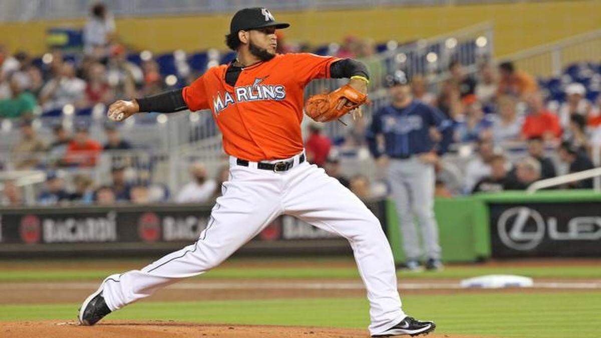 
Miami Marlins starting pitcher Henderson Alvarez throws in the second inning against the Tampa Bay Rays at Marlins Park on Sunday, April 12, 2015.
