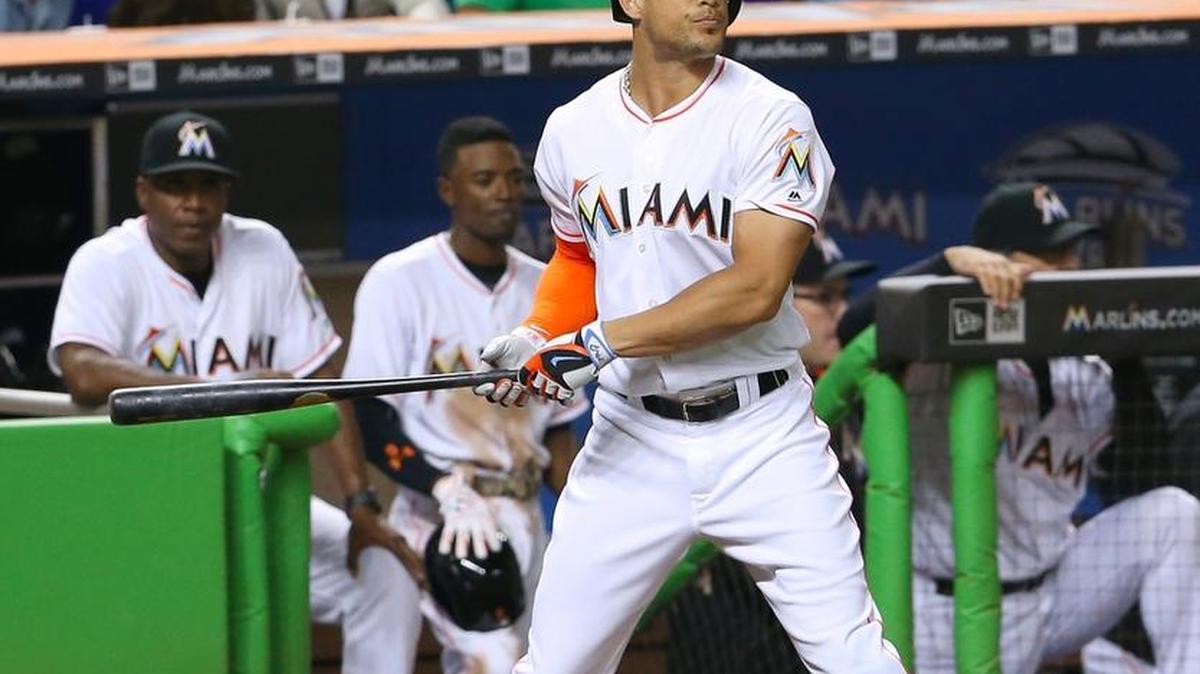 Giancarlo Stanton made a rapid recovery from an injury that was expected to take six to eight weeks to heal and end his season.