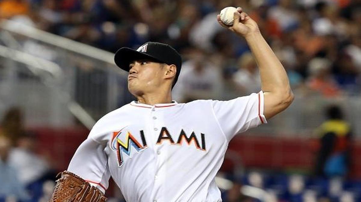 Marlins' Wei-Yin Chen, pitches during the first inning of the Miami Marlins vs Chicago Cubs game at Marlins Park Thurs., June 23, 2016.