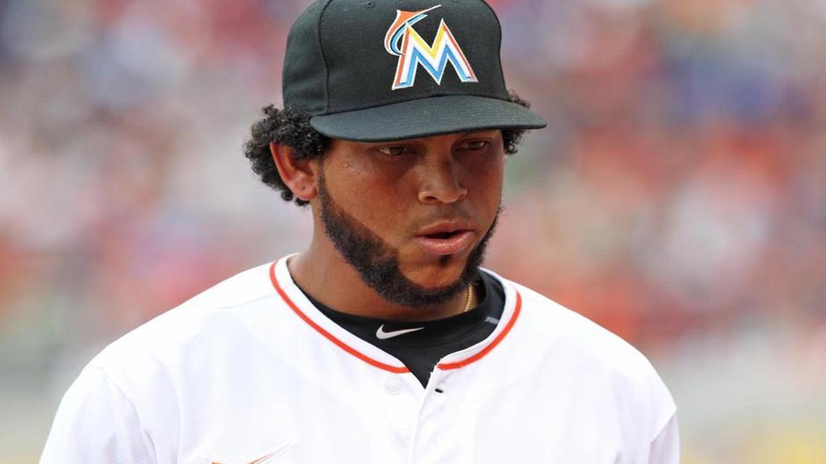 
Henderson Alvarez, the Marlins’ Opening Day starter this year, underwent season-ending surgery Tuesday in Pensacola to repair a tear in his right shoulder. 
