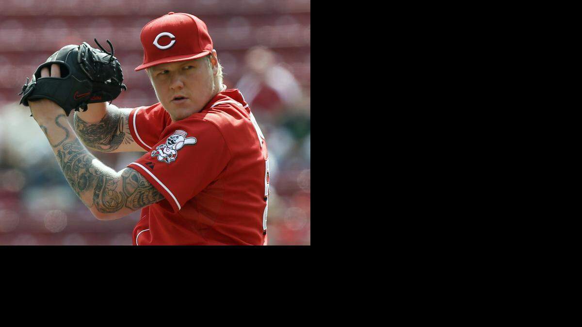 
Cincinnati Reds pitcher Mat Latos throws against the New York Mets during a game in Cincinnati on Sept. 25, 2013. 

