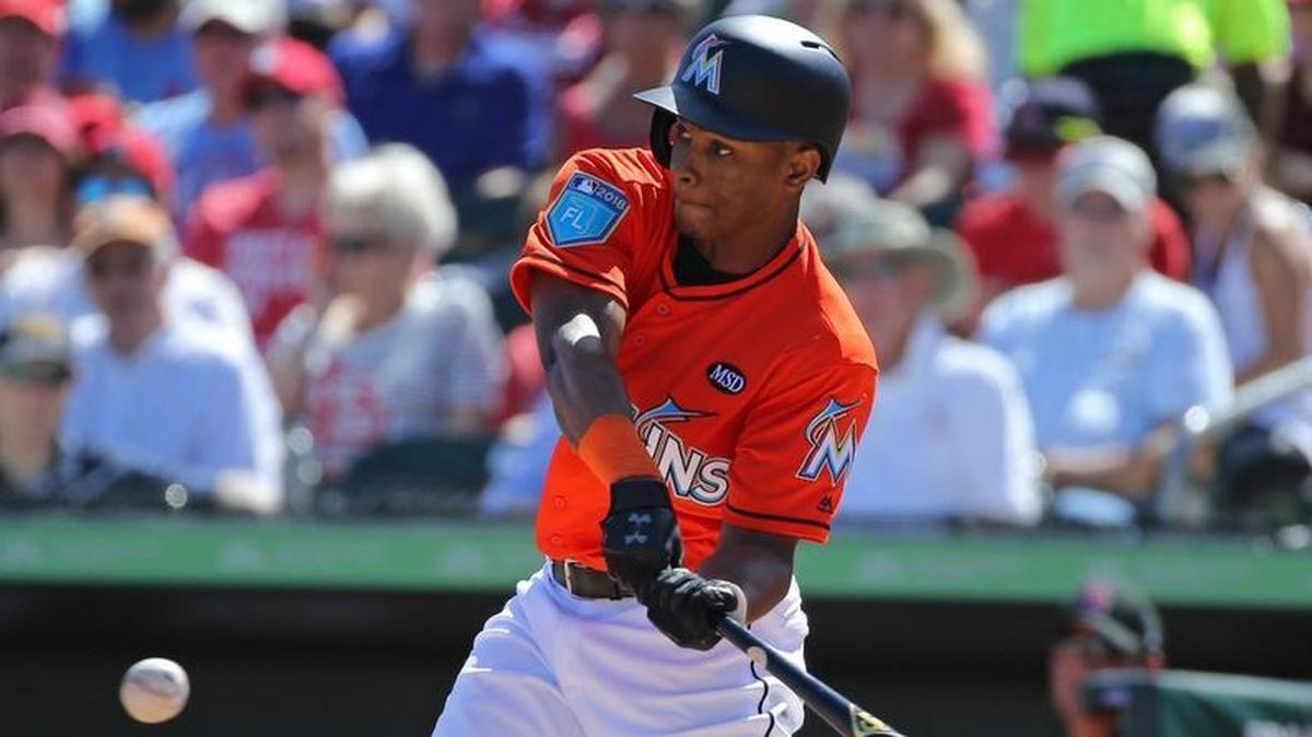 Miami Marlins right fielder Magneuris Sierra bats during the first inning of a spring training baseball game against the St. Louis Cardinals at Roger Dean Chevrolet Stadium on Friday, February 23, 2018, in Jupiter.