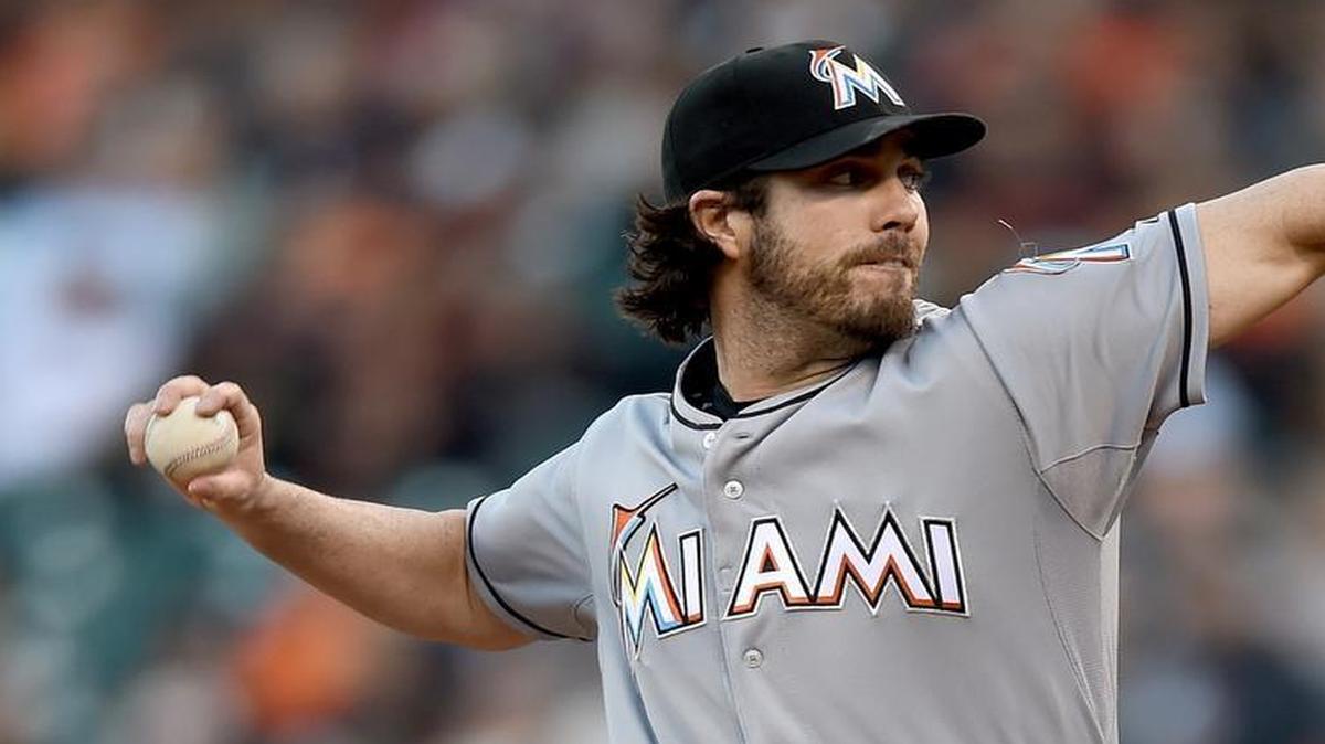 
Dan Haren #15 of the Miami Marlins pitches against the San Francisco Giants in the bottom of the first inning at AT&T Park on May 7, 2015 in San Francisco, California. 
