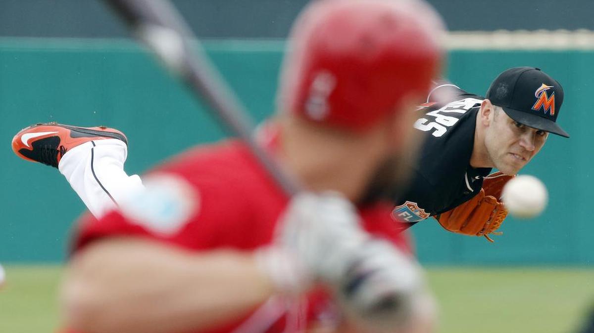 Versatile veteran David Phelps already has two of the Marlins’ three victories this season out of the bullpen.