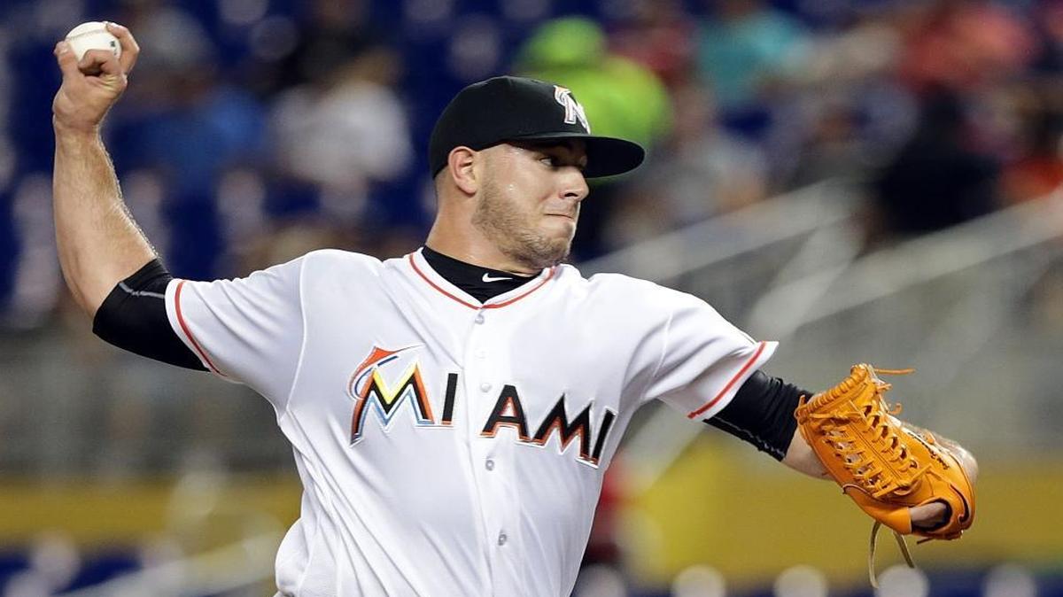 Miami Marlins' Jose Fernandez, pitches in the first inning of the Miami Marlins and Los Angeles Dodgers game at Marlins Park in Little Havana in Miami on Fri., Sept. 9, 2016.