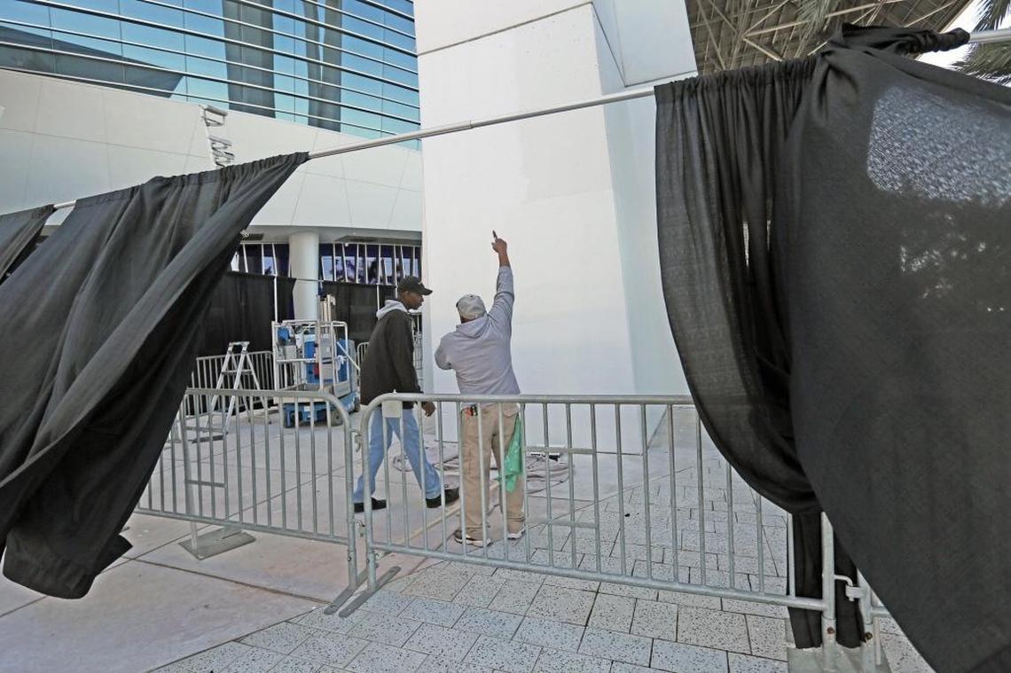 Maintenance crews complete painting over the column that was dedicated to deceased Marlins pitcher Jose Fernandez at Marlins Stadium on Thursday, March 8, 2018. A team spokesman told the Miami Herald that commemorative plaques for Fernandez and legendary broadcaster Felo Ramirez will be placed on each side of the column.