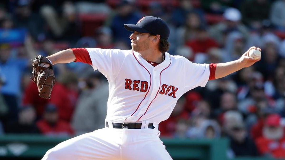 Yale graduate Craig Breslow, who spent the past four seasons in Boston, is hoping to land a spot in the Marlins bullpen.